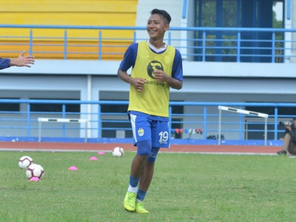 Persib Buka Peluang Pasang Pemain Muda Kontra Persiwa