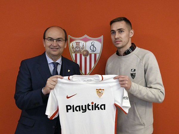 Sevilla Selesaikan Proses Transfer Marko Rog dari Napoli