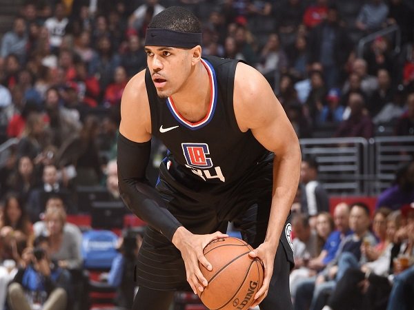 Clippers Lepas Tobias Harris Menuju 76ers