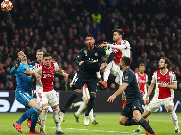 Agar Bisa Fokus Hadapi Madrid Di Liga Champions, KNVB Tunda Laga Ajax Kontra PEC