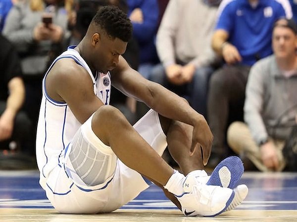 Sepatu Sobek, Zion Williamson Alami Cedera Lutut