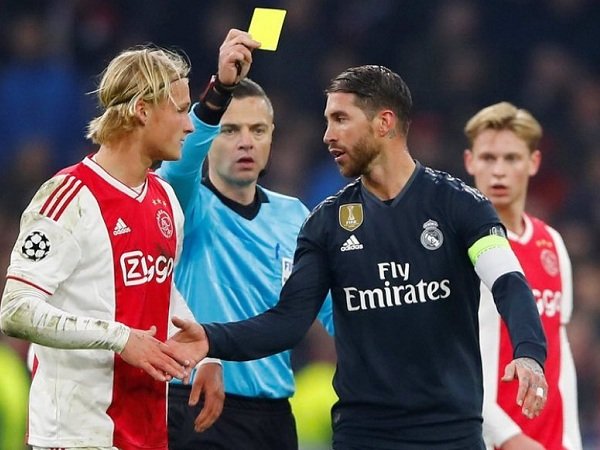 Ramos Dapatkan Hukuman Ekstra Karena Sengaja Dapatkan Kartu Kuning