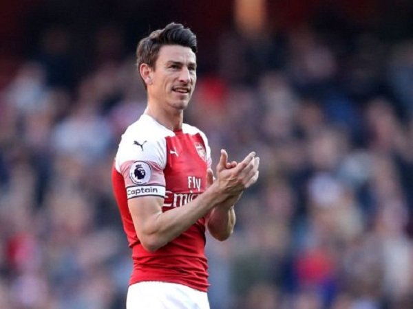 Jelang Derby London Utara, Koscielny Kembali Berlatih Penuh