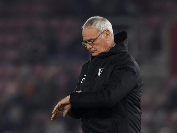 Sarri: Ranieri Tak Punya Banyak Kesempatan di Fulham