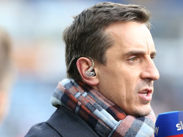 Jika Ingin Fokus di Liga Premier, Gary Neville Sarankan Liverpool Lupakan Liga Champions