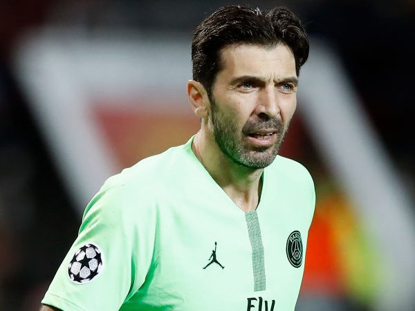 Selain MU, Ternyata City Juga Pernah Inginkan Buffon