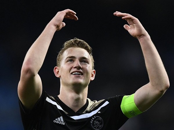 Bantai Real Madrid, De Ligt Yakin Ajax Bisa Lakukan Hal Spesial di Liga Champions