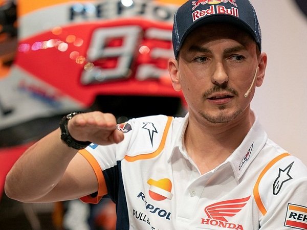 Ulang Momen 2015, Lorenzo Ingin Sekali Lagi Taklukkan Marquez