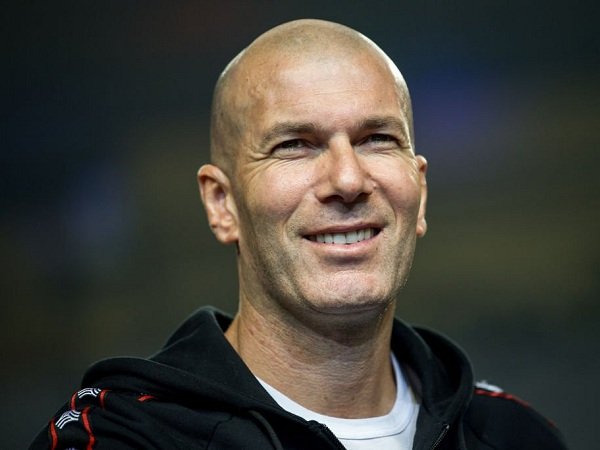 Bukan Mourinho, Kembali dengan Zidane Adalah Prioritas Real Madrid