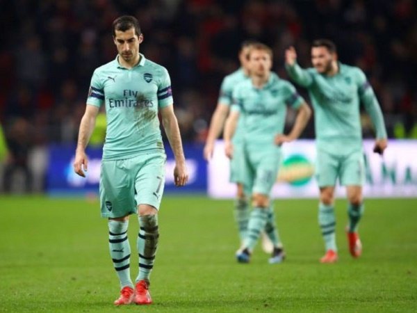 Dikecam, Emery Akhirnya Buka Alasan Mainkan Mkhitaryan Sebagai Bek Kanan