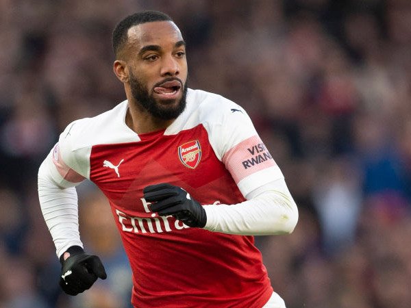 Banding Diterima, Lacazette Siap Main Lawan Rennes