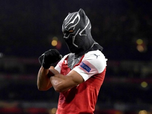 Aubameyang Ungkap Makna Spesial Selebrasi Black Panther