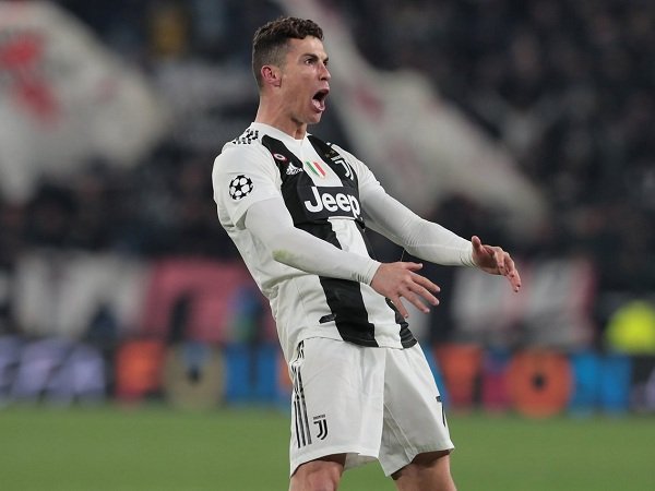 UEFA Buka Penyelidikan untuk Selebrasi Kontroversial Ronaldo