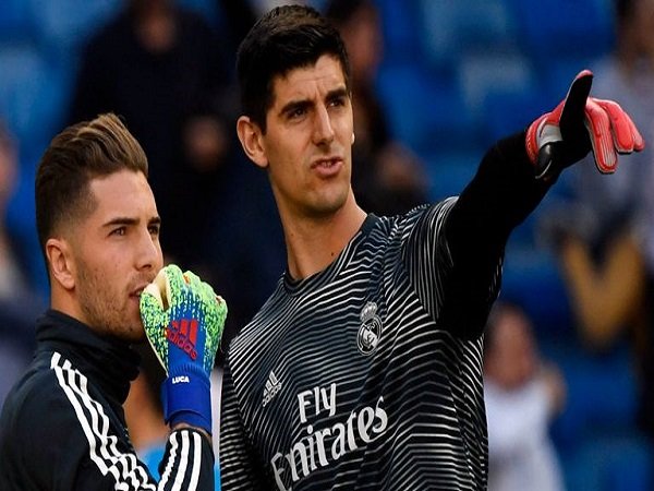 Thibaut Courtois Menolak Ditukar dengan David De Gea