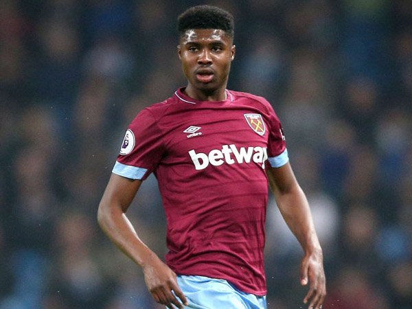 Ben Johnson Resmi Perpanjang Kontrak Bersama West Ham