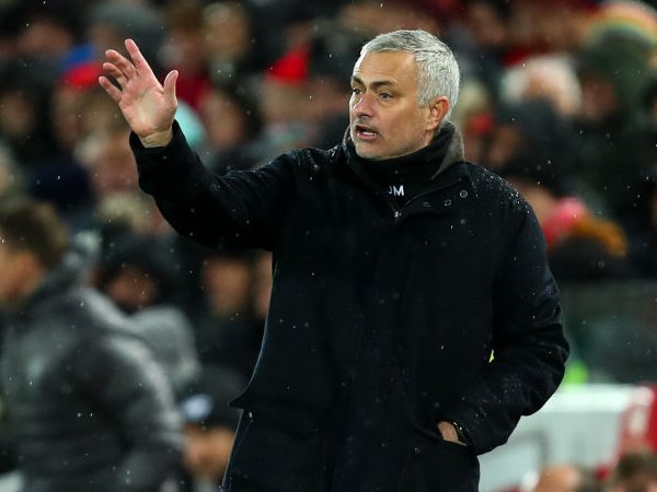 Mourinho Tutup Peluang Latih Timnas