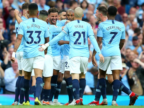 Ketimbang Liverpool, Rooney Lebih Jagokan City Jadi Juara Premier League