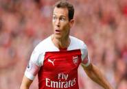 Stephan Lichtsteiner Buka Peluang Untuk Tinggalkan Arsenal