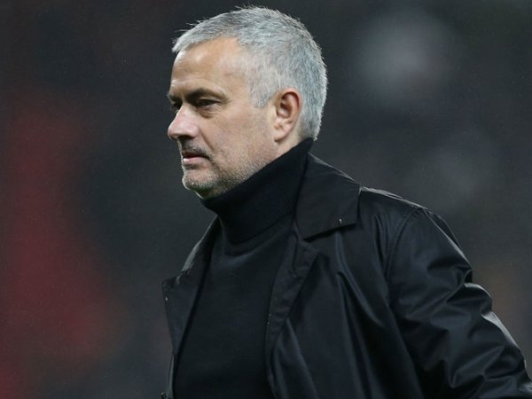 Mourinho Beri Kode Latih Tim Asal Prancis