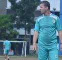 Radovic Ungkap Alasan Tak Bawa Semua Pemain TC di Batam