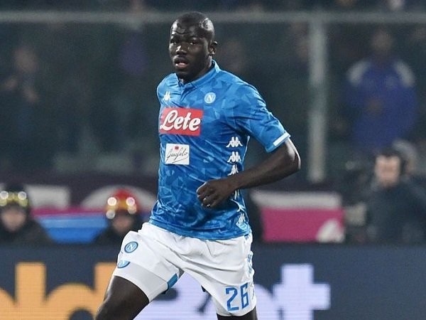 Real Madrid Inginkan Koulibaly untuk Gantikan Varane