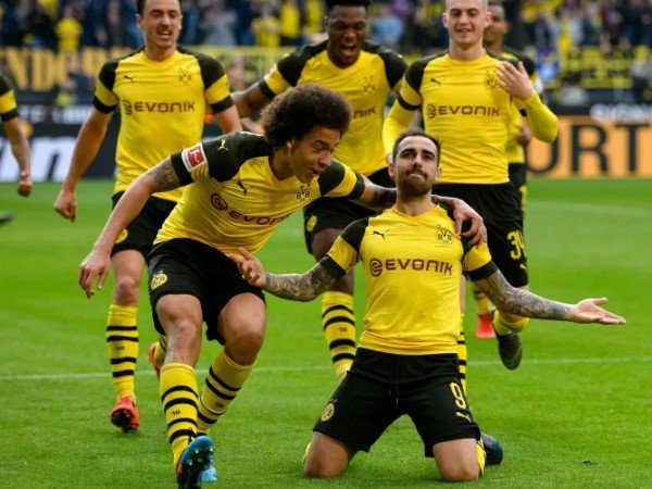 Paco Alcacer, Striker Spesialis Menit Akhir Borussia Dortmund