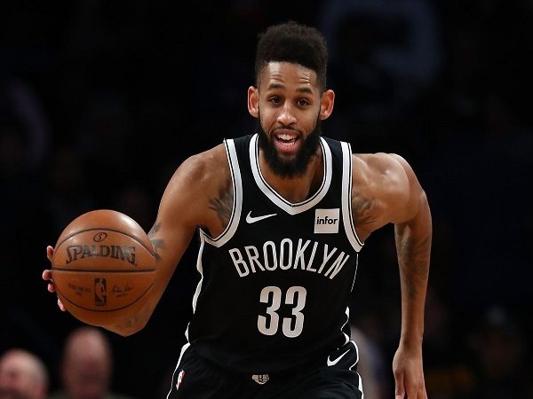 Cedera Lutut, Allen Crabbe Terpaksa Naik Meja Operasi