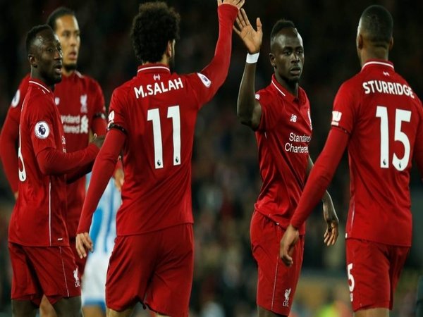 Cukur Huddersfield 5-0, Liverpool Kembali Pimpin Klasemen Premier League