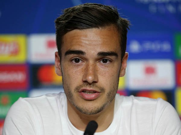 Tampil di Final Liga Champions, Harry Winks Tidak Pernah ...