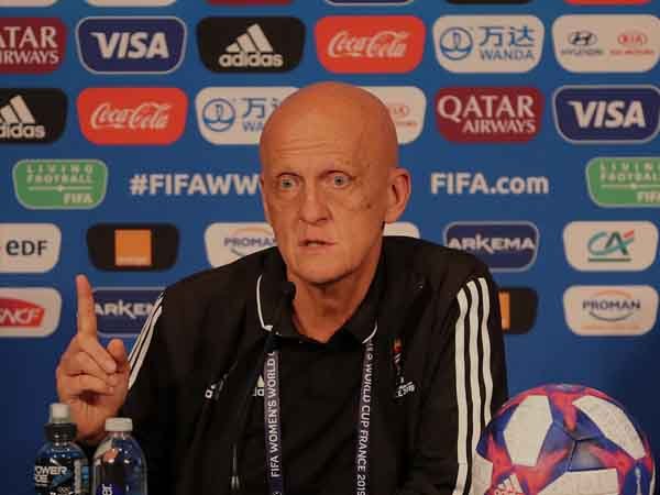 Soal Penggunaan VAR, Pierluigi Collina Peringatkan EPL