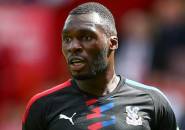 Palace Sodorkan Kontrak Baru untuk Benteke dan Tomkins