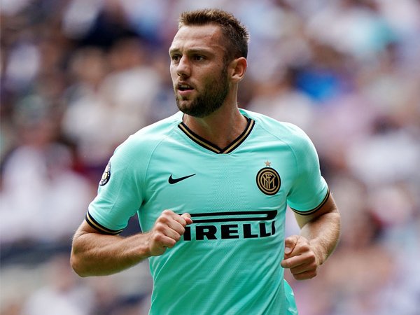 Meski Sulit, De Vrij Yakin Inter Bisa Taklukan Milan