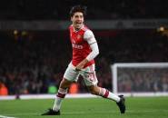 Monreal Beri Selamat Kepada Bellerin dan Holding Usai Kembali dari Cedera Panjang