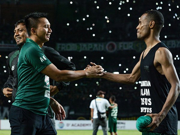 Pemain Persebaya Diultimatum oleh Presiden Klub