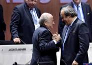 Tekait Sepp Blatter dan Michel Platini, FIFA Disarankan Ambil Tindakan Hukum