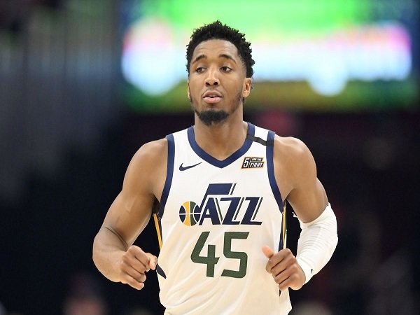 Korban Lagi Donovan Mitchell Positif Terjangkit Virus Corona Liga Olahraga