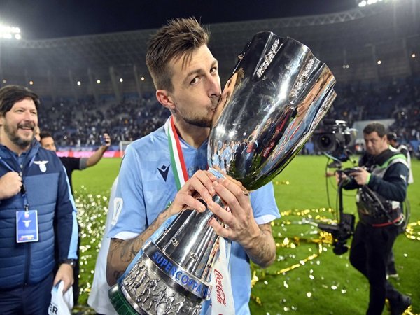 Francesco Acerbi Torehkan Menit Bermain Terbanyak di Serie A