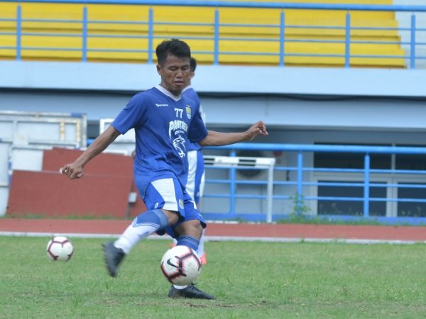 Pemain Persib Ini Manfaatkan Waktu Kumpul Dengan Keluarga di Ramadan