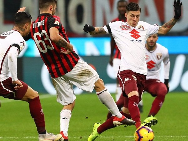 Milan dan Fiorentina Minat Kejar Gelandang Torino