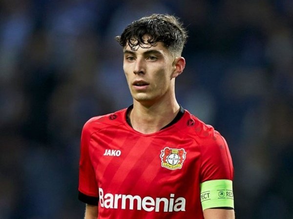 Diminati Chelsea dan MU, Ballack Justru Sarankan Havertz Tetap Di Leverkusen