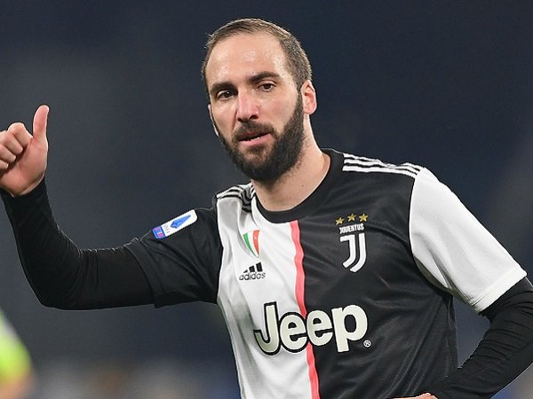 Gonzalo Higuain Pertimbangkan Pensiun di River Plate