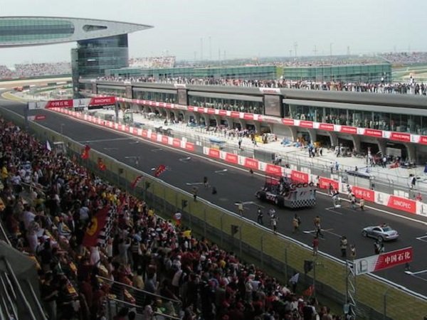 Formula 1 Minta GP China Helat Dua Balapan Musim Ini