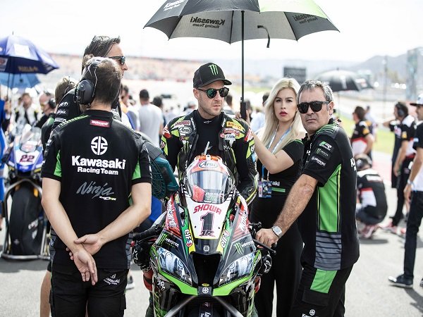 Perpanjang Kontrak Dengan Kawasaki, Jonathan Rea Batal Hijrah ke MotoGP