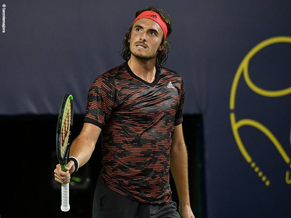 Reaksi Stefanos Tsitsipas Ketika Corentin Moutet Panggil Ayahnya Seperti Ini