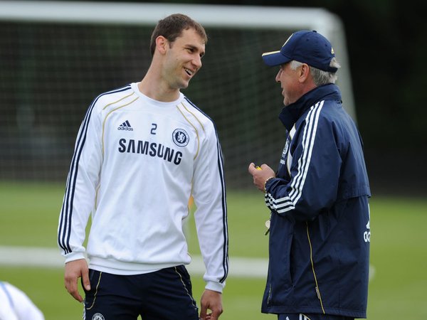 Tinggalkan Zenit, Ivanovic Reuni dengan Ancelotti di Everton?