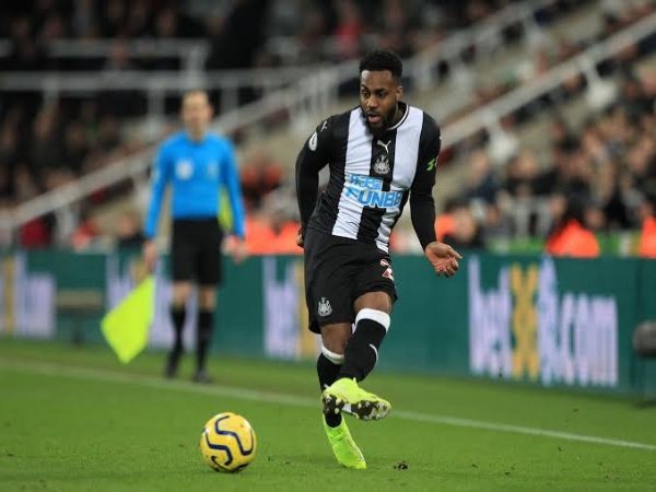 Newcastle United Tak Tutup Kemungkinan Permanenkan Danny Rose Dari Tottenham