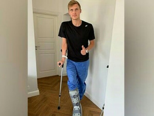 Victor Axelsen Jalani Operasi Pergelangan Kaki Dengan Sukses