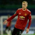 Solskjaer Akan Ubah Posisi Donny van de Beek Saat bela Manchester United