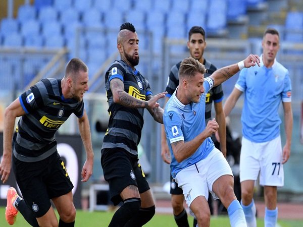 Lazio ditahan imbang Inter 1-1