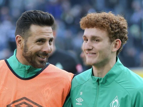 Claudio Pizarro dan Josh Sargent Pernah Bekerja Sama di Werder Bremen